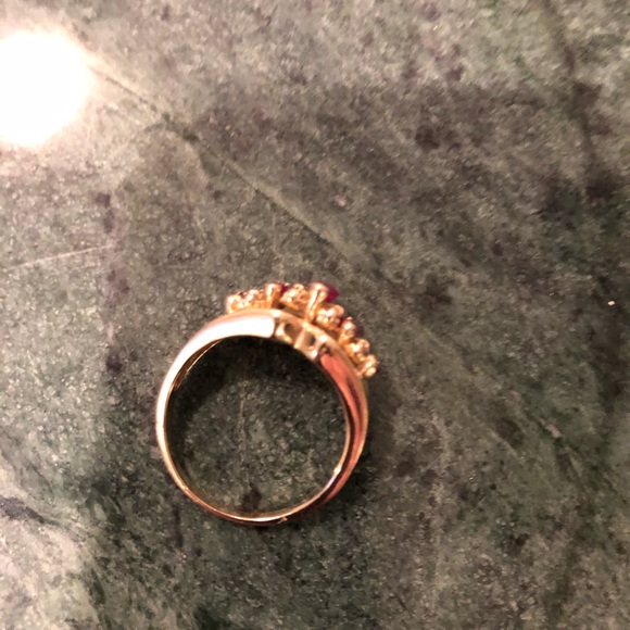 Gold yellow and ruby diamond ring - Picture 6 of 6